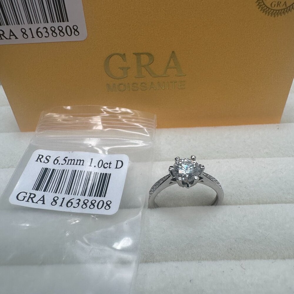 GRA Moissanite Solitaire Ring 1.0ct Sterling Silver 925 - Picture 9 of 9